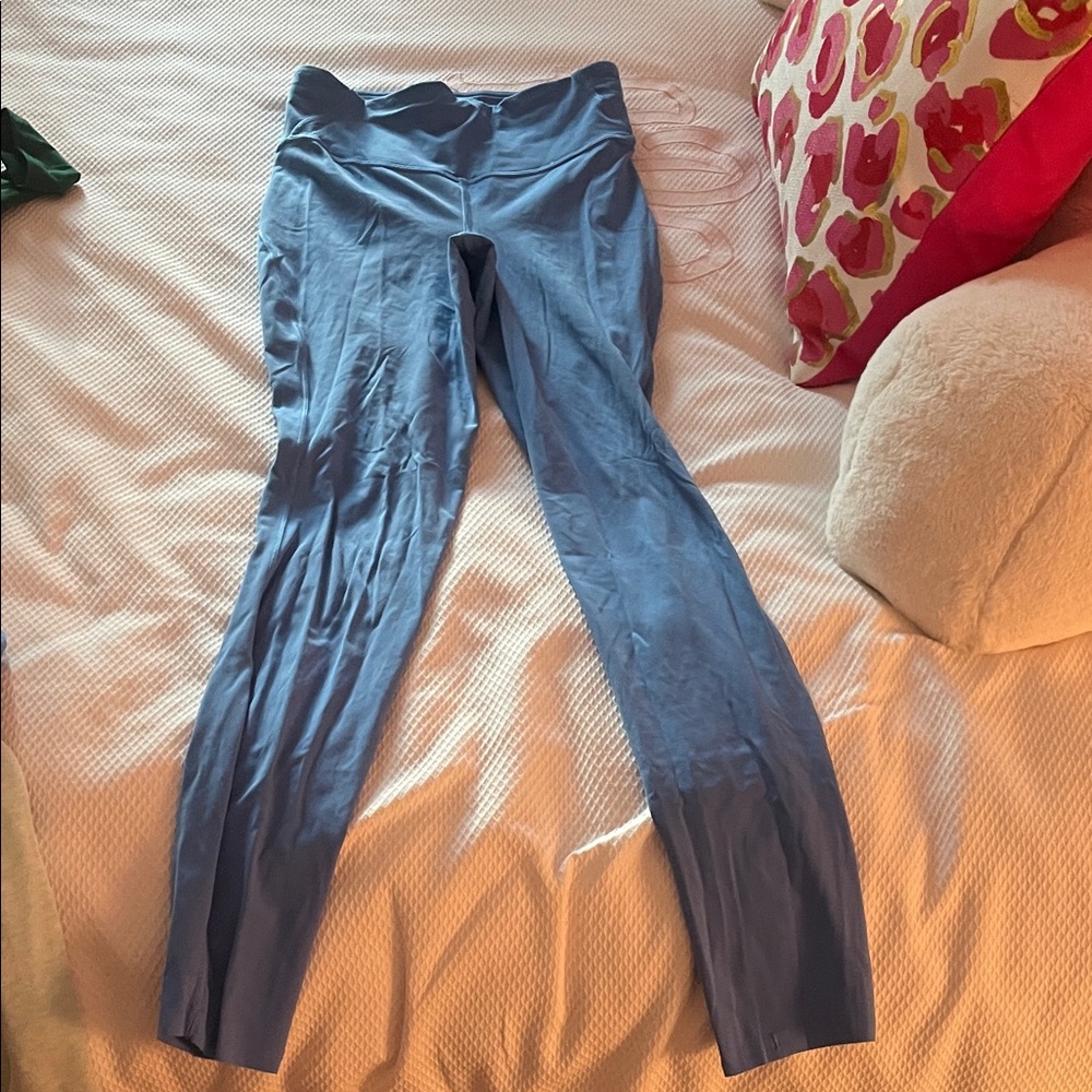 Lululemon Pool blue leggings